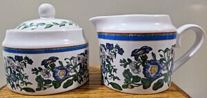 Smithsonian Botanic Floral Stoneware Creamer & Lidded Sugar Bowl Set